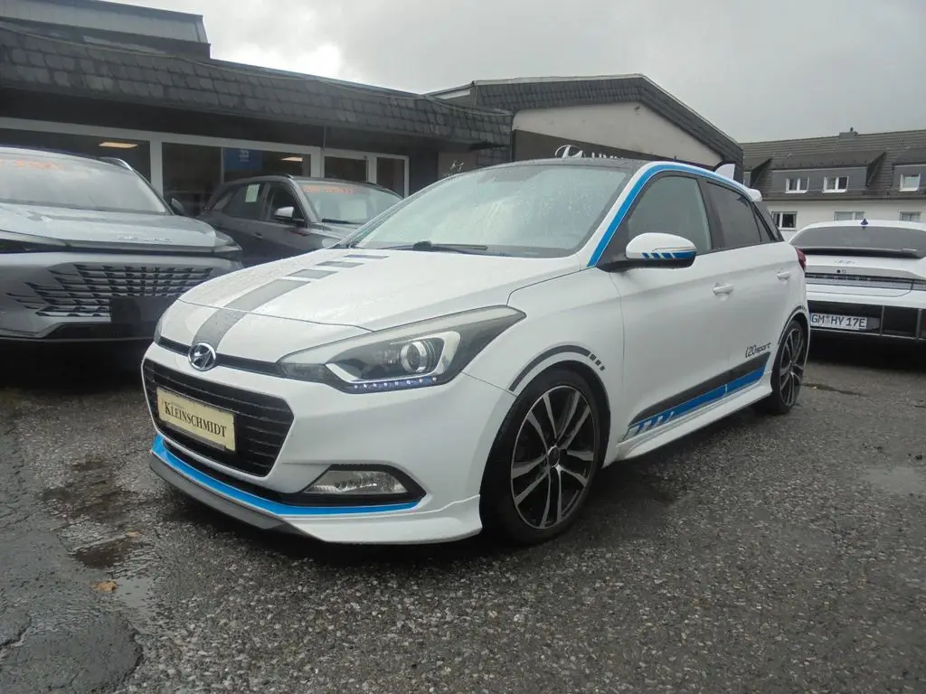 Photo 1 : Hyundai I20 2017 Petrol