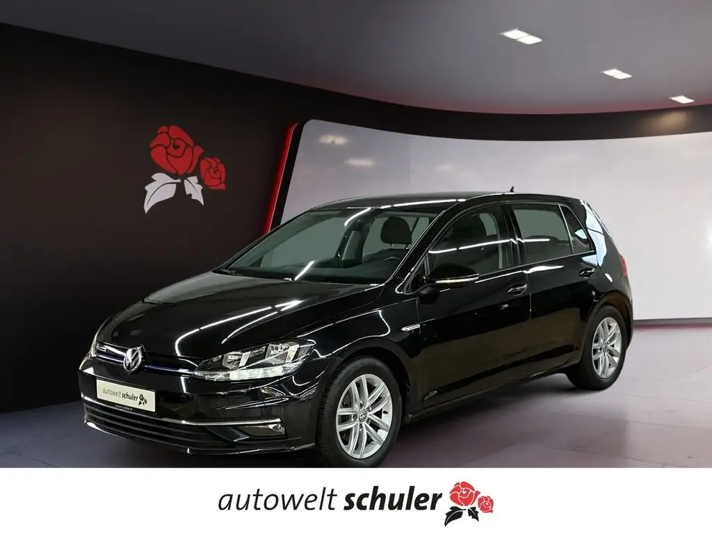 Photo 1 : Volkswagen Golf 2019 Essence