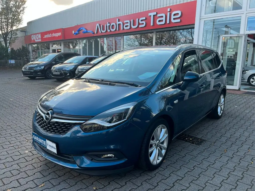 Photo 1 : Opel Zafira 2017 Essence