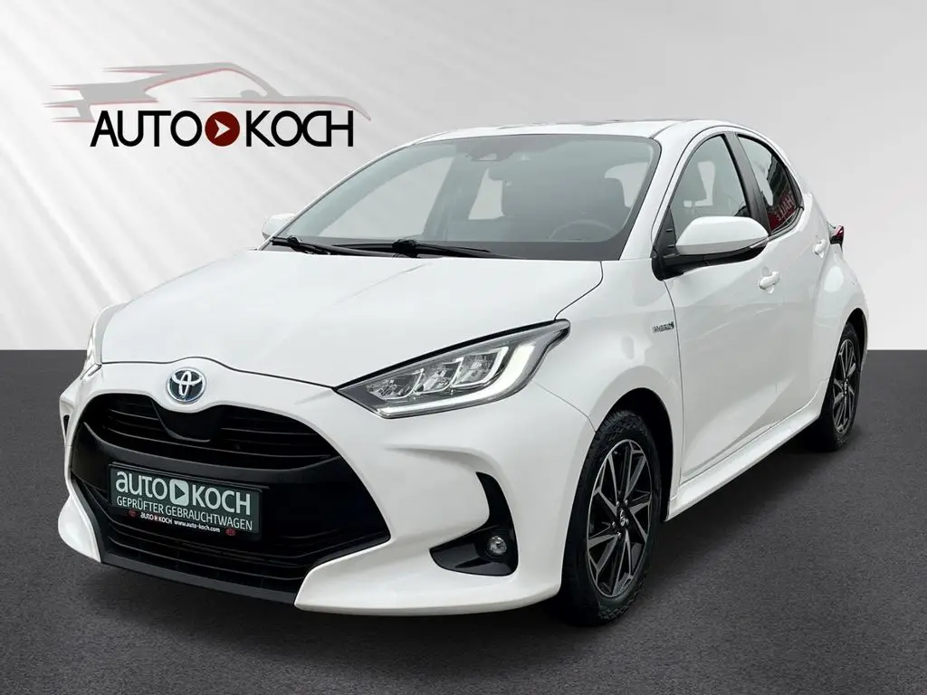 Photo 1 : Toyota Yaris 2021 Hybrid