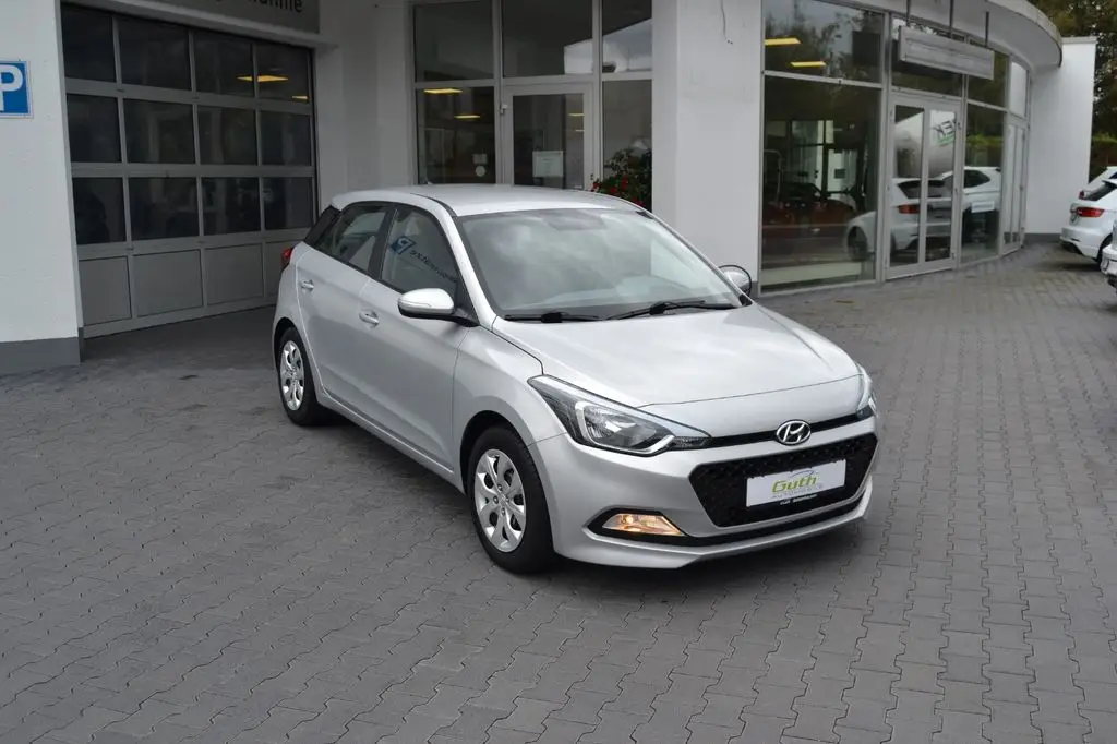 Photo 1 : Hyundai I20 2017 Petrol