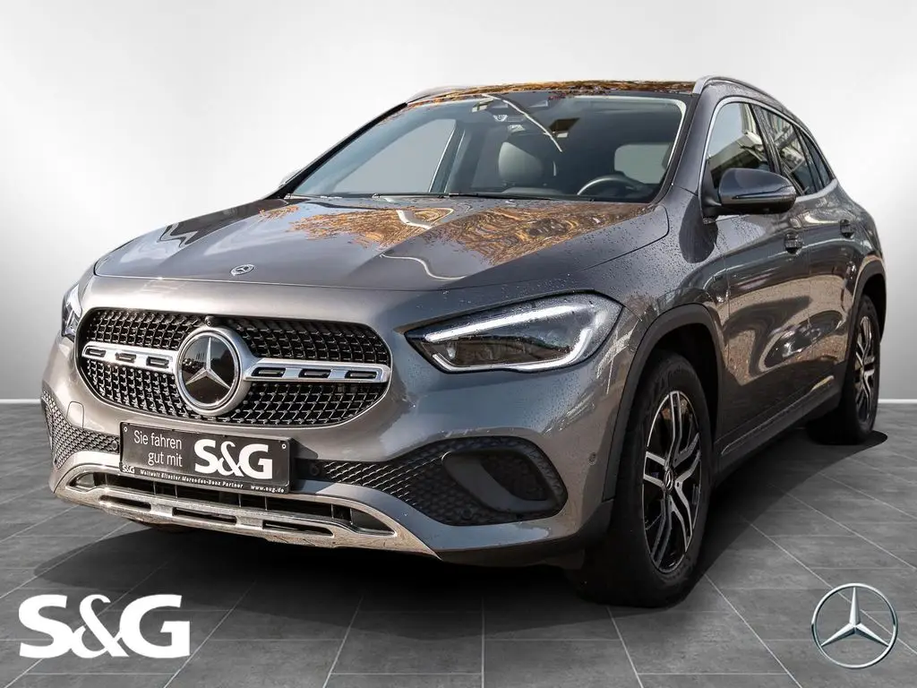 Photo 1 : Mercedes-benz Classe Gla 2021 Hybrid