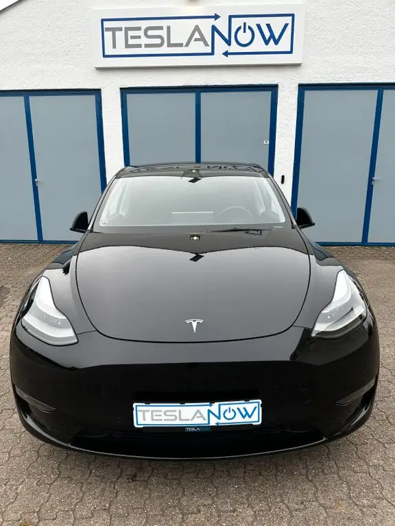 Photo 1 : Tesla Model Y 2022 Non renseigné