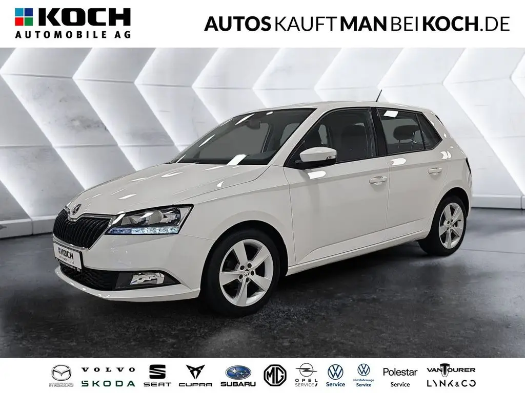 Photo 1 : Skoda Fabia 2021 Petrol