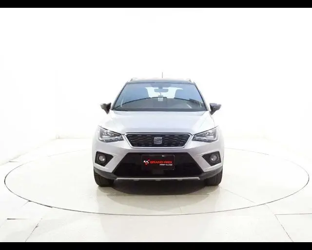 Photo 1 : Seat Arona 2020 Essence