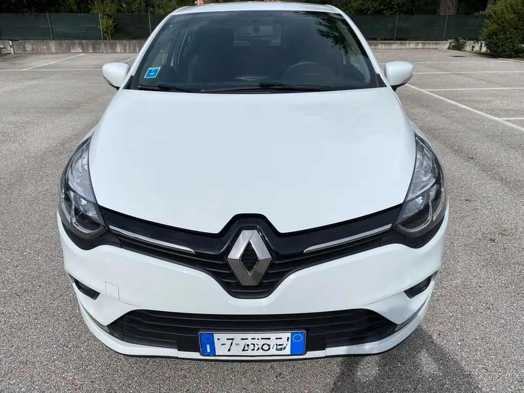 Photo 1 : Renault Clio 2019 LPG