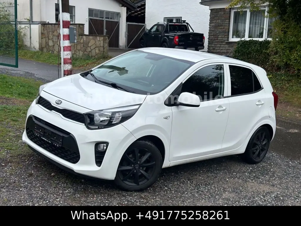 Photo 1 : Kia Picanto 2017 Petrol