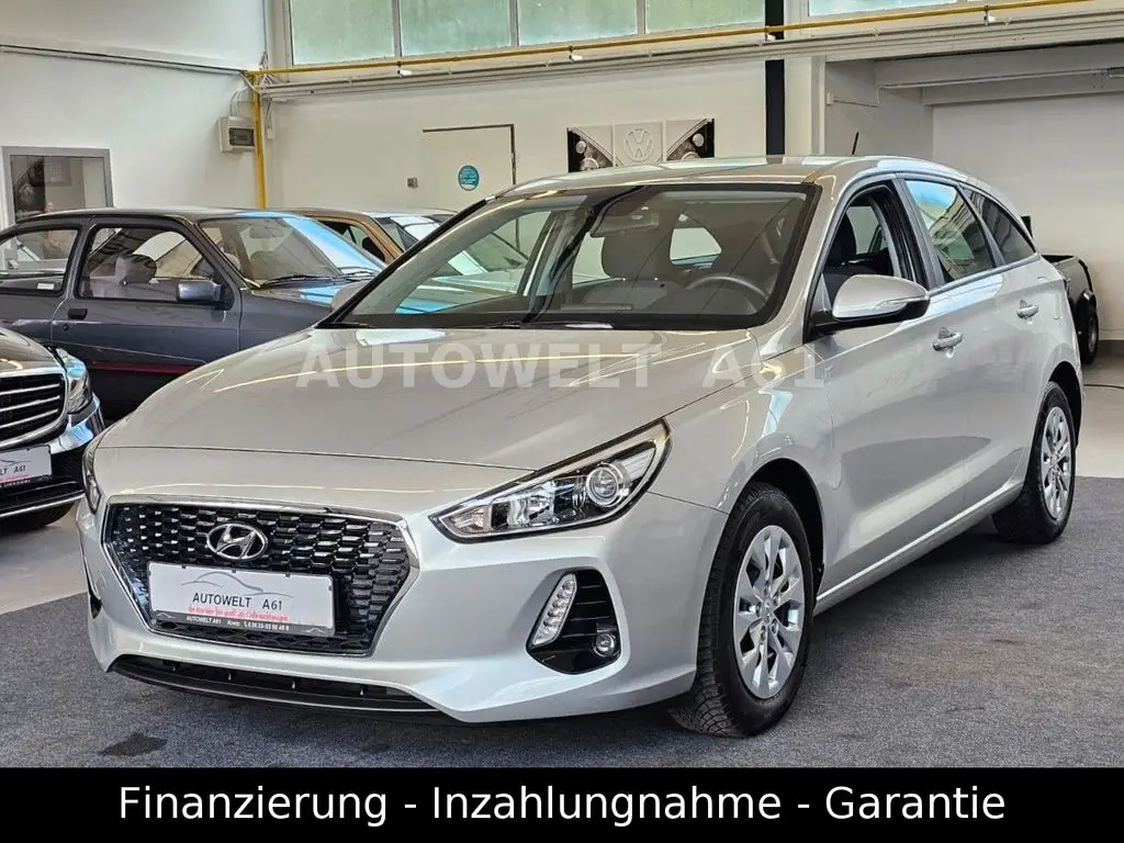 Photo 1 : Hyundai I30 2017 Petrol