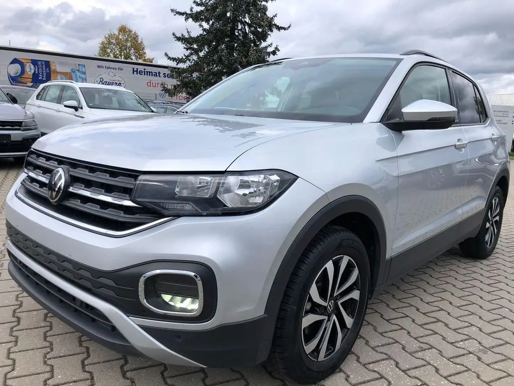 Photo 1 : Volkswagen T-cross 2023 Petrol