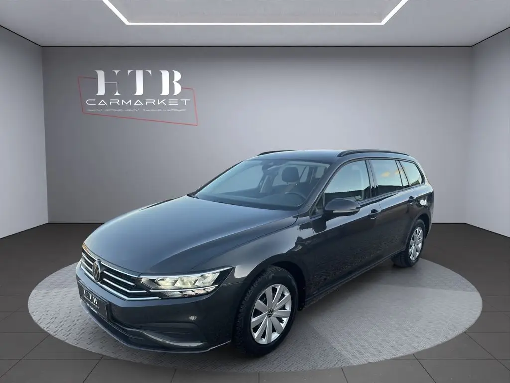 Photo 1 : Volkswagen Passat 2021 Diesel