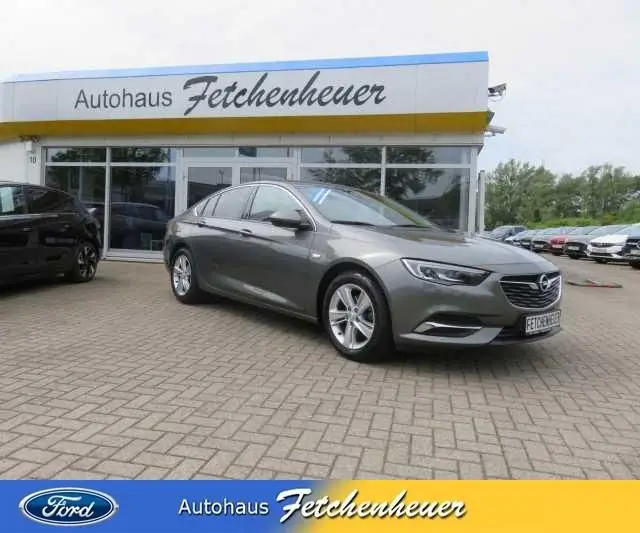 Photo 1 : Opel Insignia 2018 Petrol