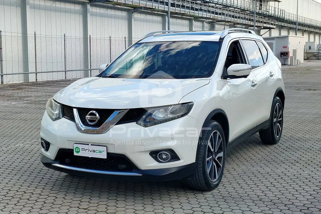 Photo 1 : Nissan X-trail 2017 Diesel