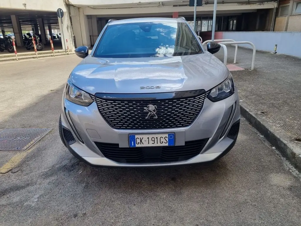 Photo 1 : Peugeot 2008 2023 Diesel