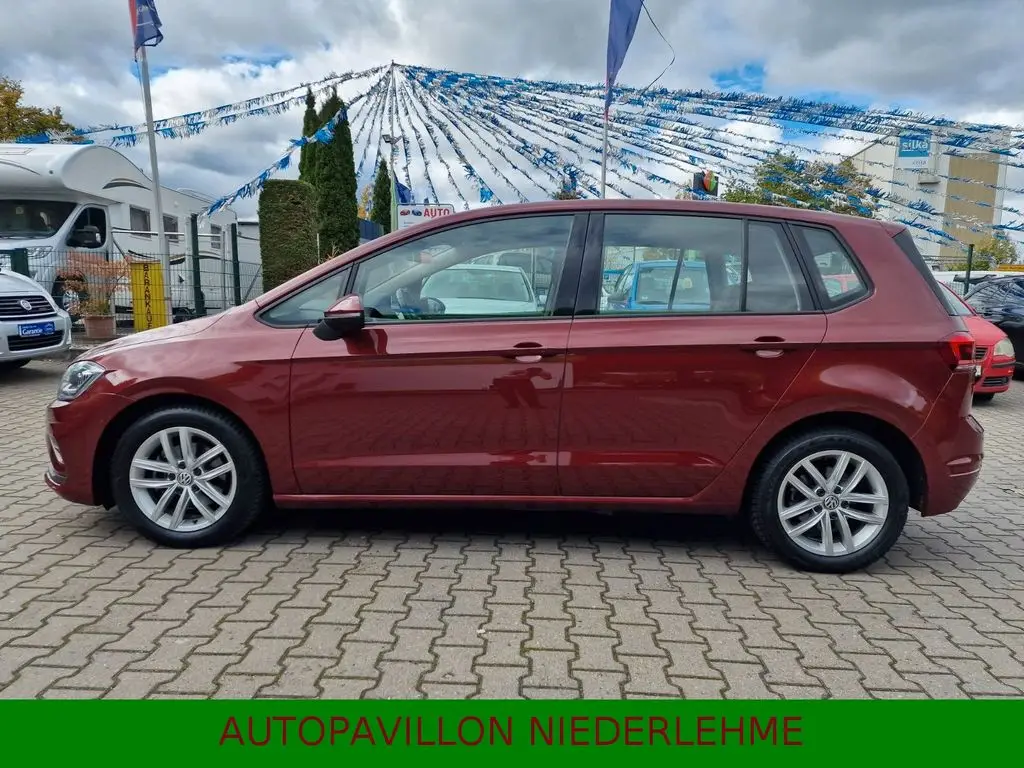 Photo 1 : Volkswagen Golf 2018 Petrol