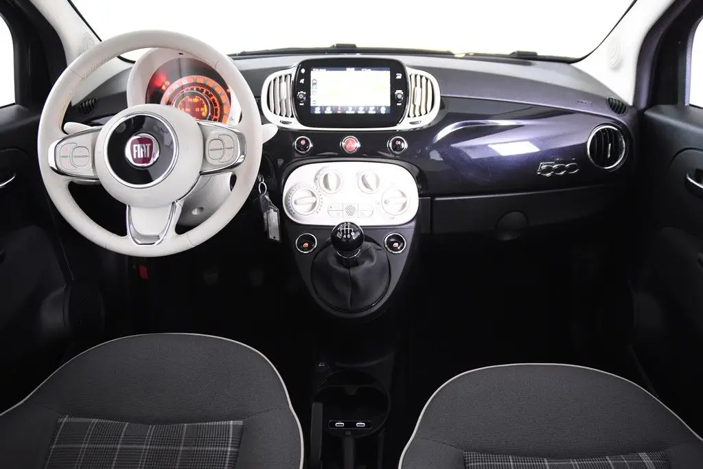 Photo 1 : Fiat 500 2020 Hybrid