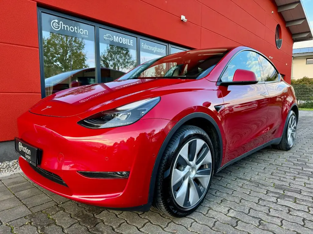 Photo 1 : Tesla Model Y 2021 Non renseigné