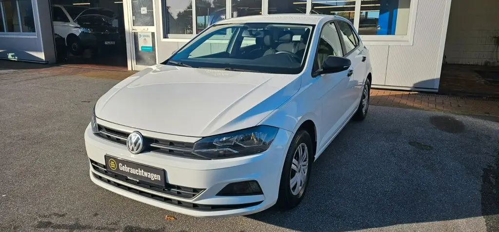 Photo 1 : Volkswagen Polo 2018 Petrol