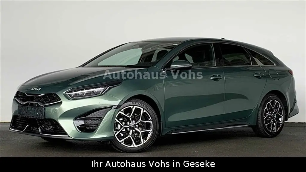 Photo 1 : Kia Proceed 2024 Petrol