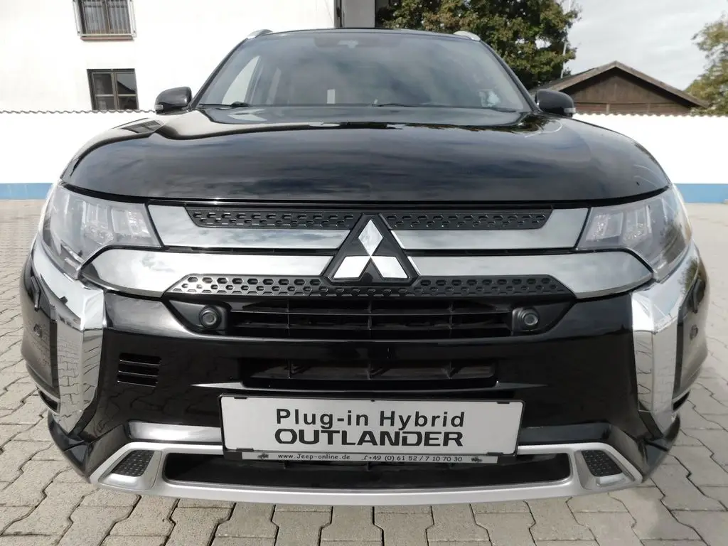 Photo 1 : Mitsubishi Outlander 2019 Hybrid