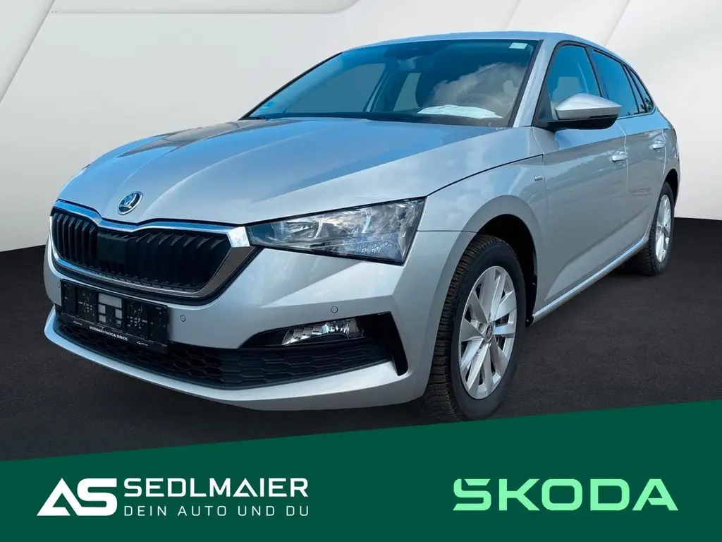 Photo 1 : Skoda Scala 2023 Petrol