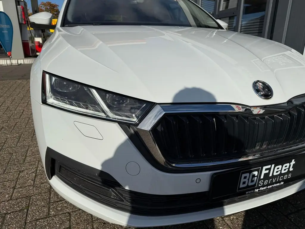 Photo 1 : Skoda Octavia 2021 Diesel