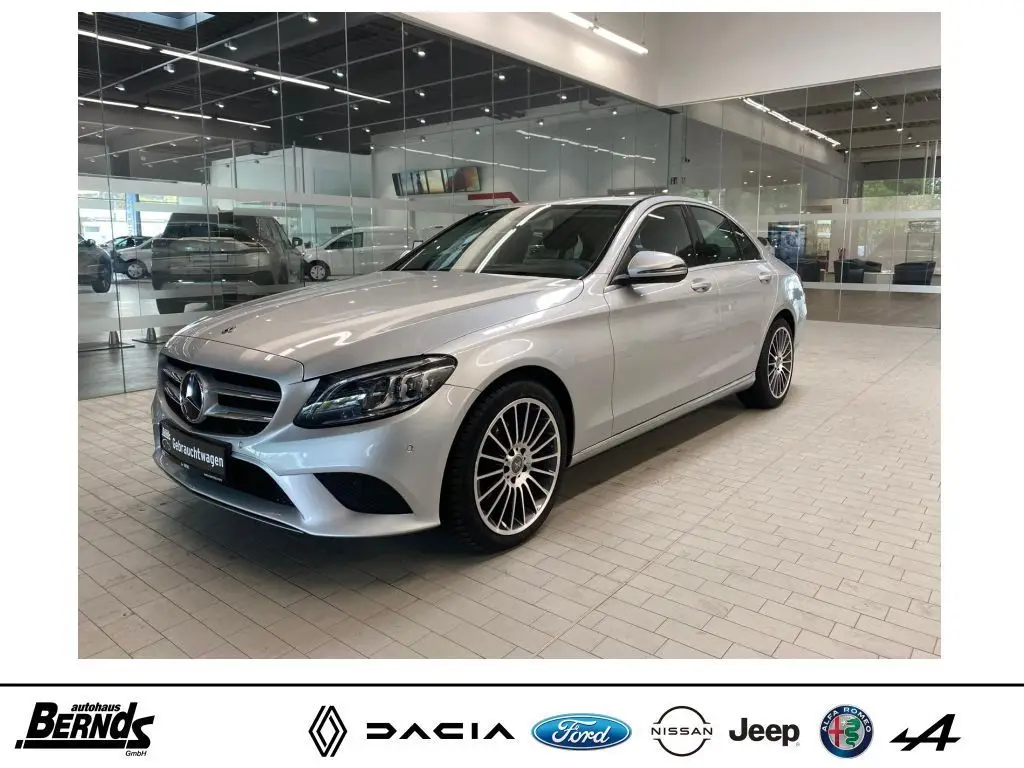 Photo 1 : Mercedes-benz Classe C 2019 Essence