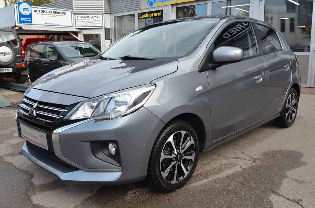 Photo 1 : Mitsubishi Space Star 2022 Petrol