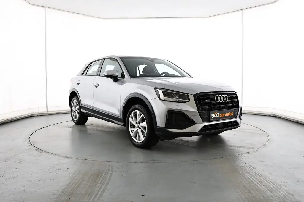 Photo 1 : Audi Q2 2023 Essence