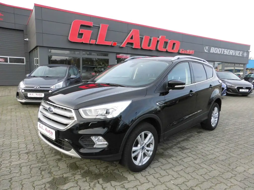 Photo 1 : Ford Kuga 2019 Essence