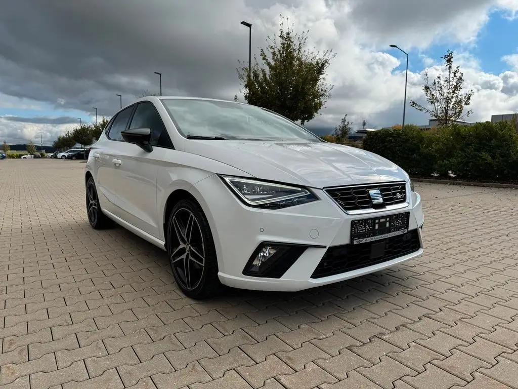 Photo 1 : Seat Ibiza 2019 Petrol