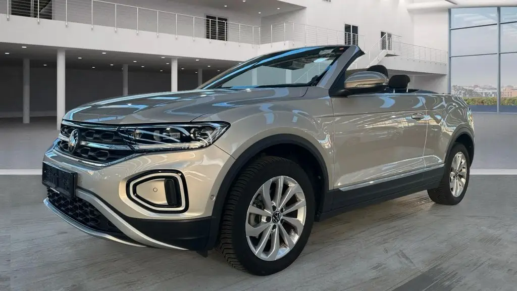 Photo 1 : Volkswagen T-roc 2023 Petrol