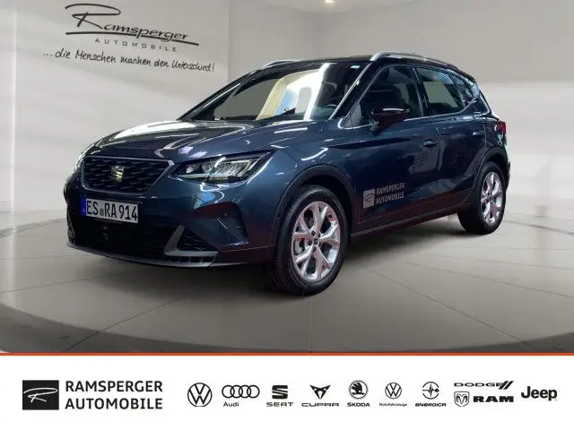 Photo 1 : Seat Arona 2024 Petrol