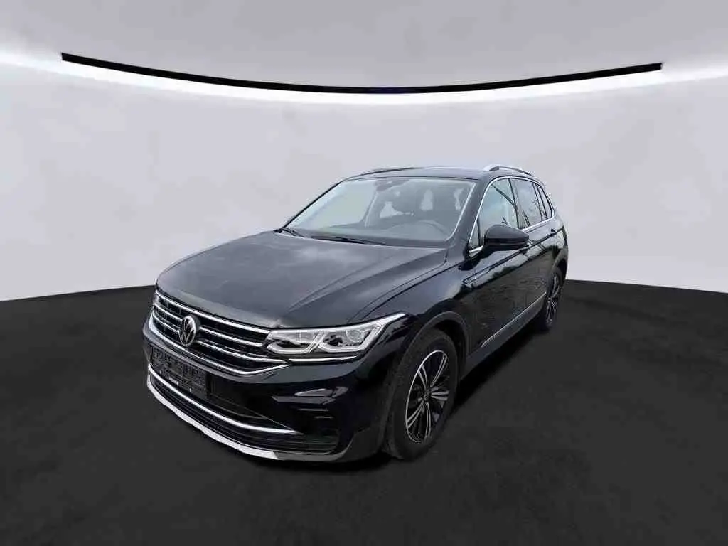 Photo 1 : Volkswagen Tiguan 2021 Diesel