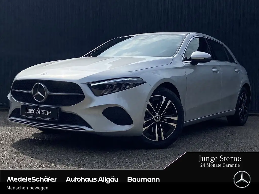 Photo 1 : Mercedes-benz Classe A 2023 Essence