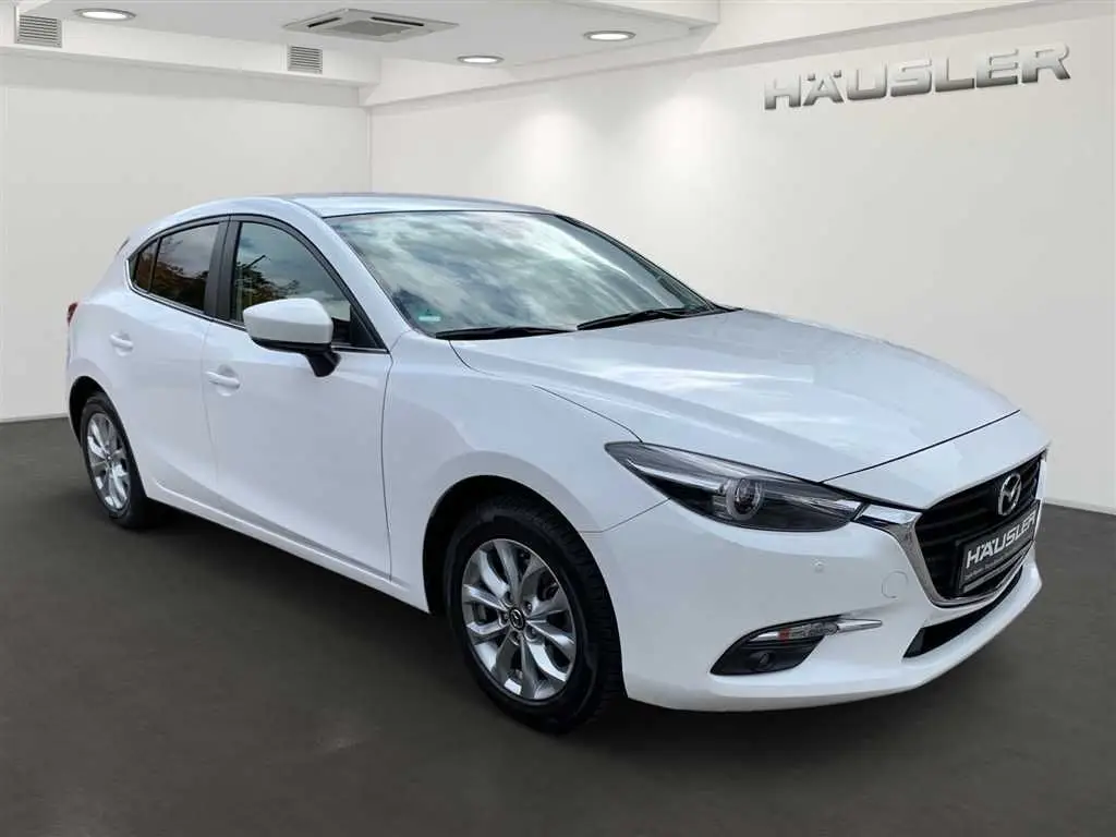 Photo 1 : Mazda 3 2018 Petrol