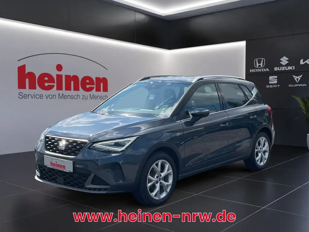 Photo 1 : Seat Arona 2023 Petrol