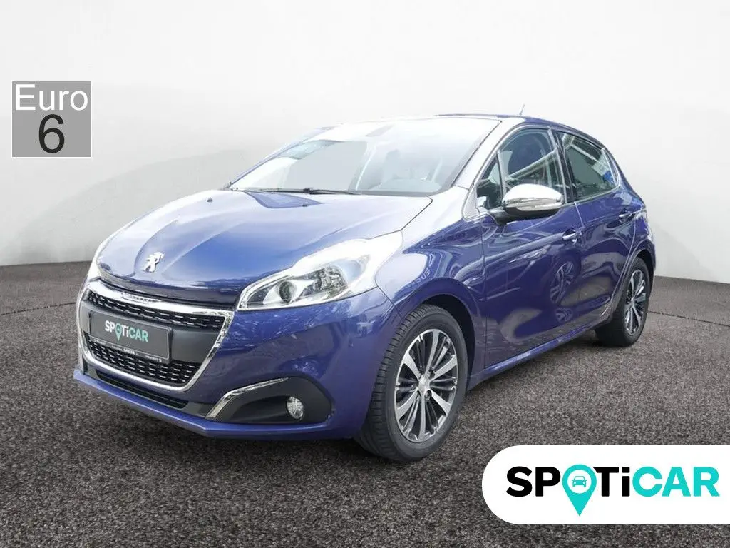 Photo 1 : Peugeot 208 2018 Essence