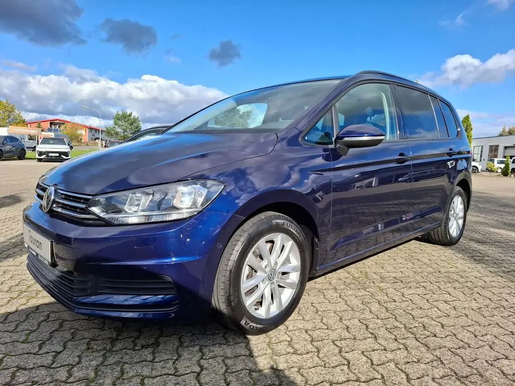 Photo 1 : Volkswagen Touran 2019 Petrol