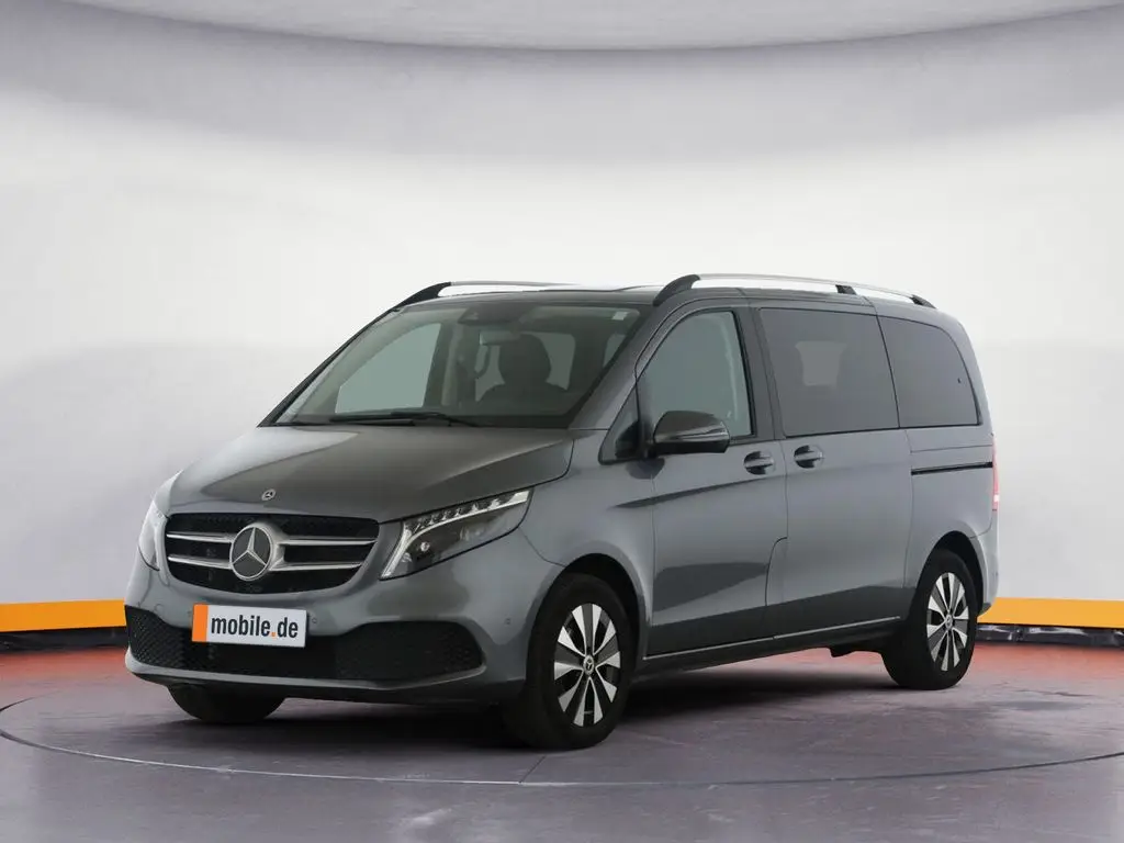 Photo 1 : Mercedes-benz Classe V 2023 Diesel