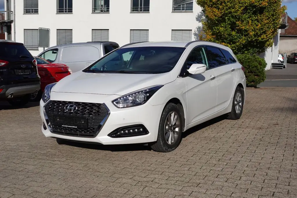 Photo 1 : Hyundai I40 2019 Petrol