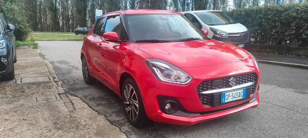 Photo 1 : Suzuki Swift 2023 Hybride