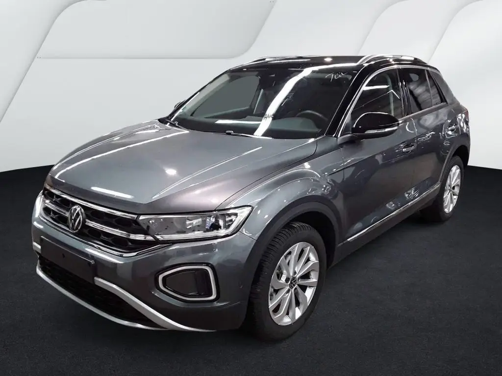 Photo 1 : Volkswagen T-roc 2023 Petrol