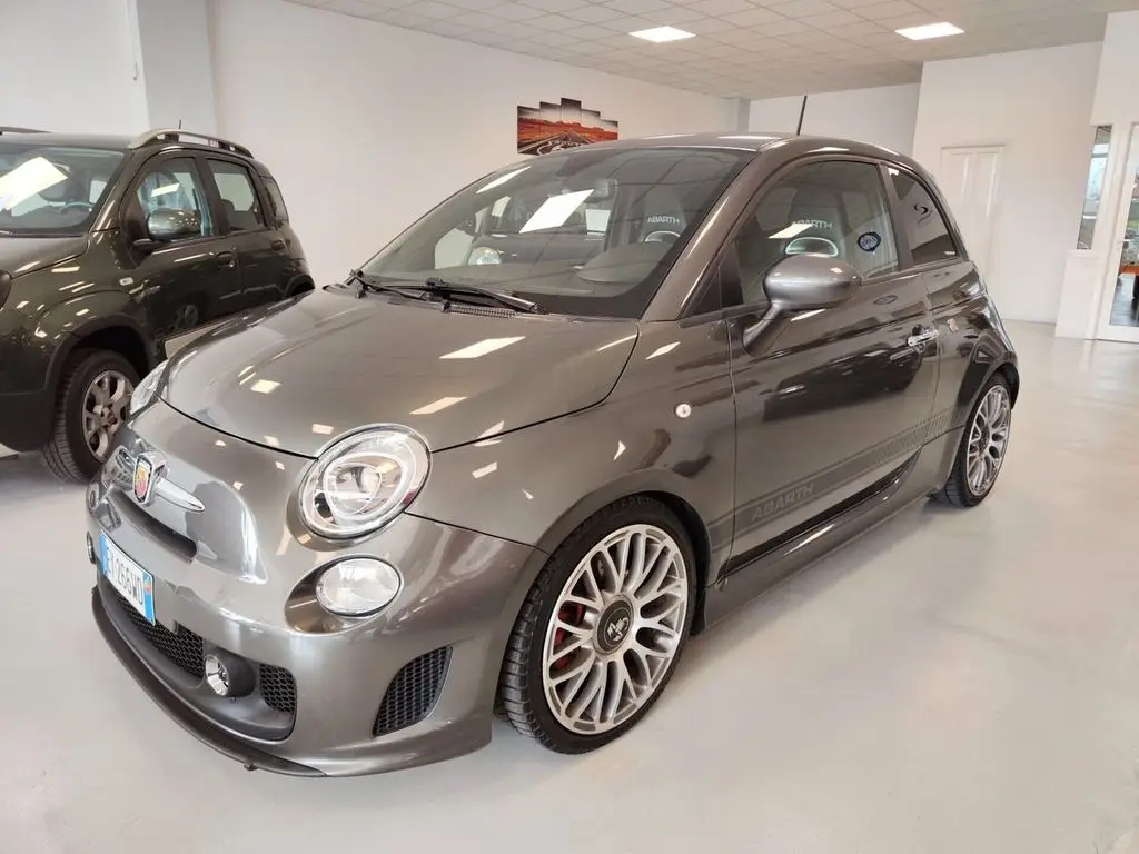 Photo 1 : Abarth 500 2015 Petrol