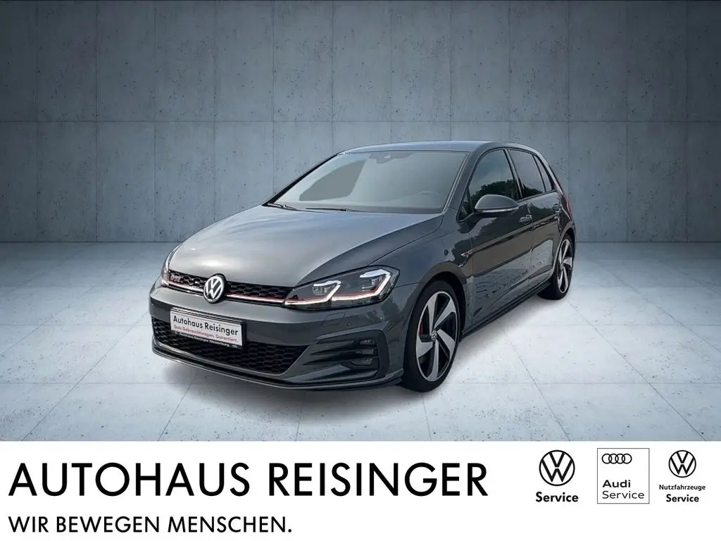 Photo 1 : Volkswagen Golf 2019 Essence