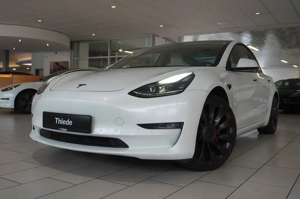 Photo 1 : Tesla Model 3 2021 Not specified