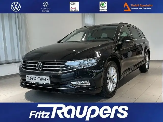 Photo 1 : Volkswagen Passat 2024 Petrol