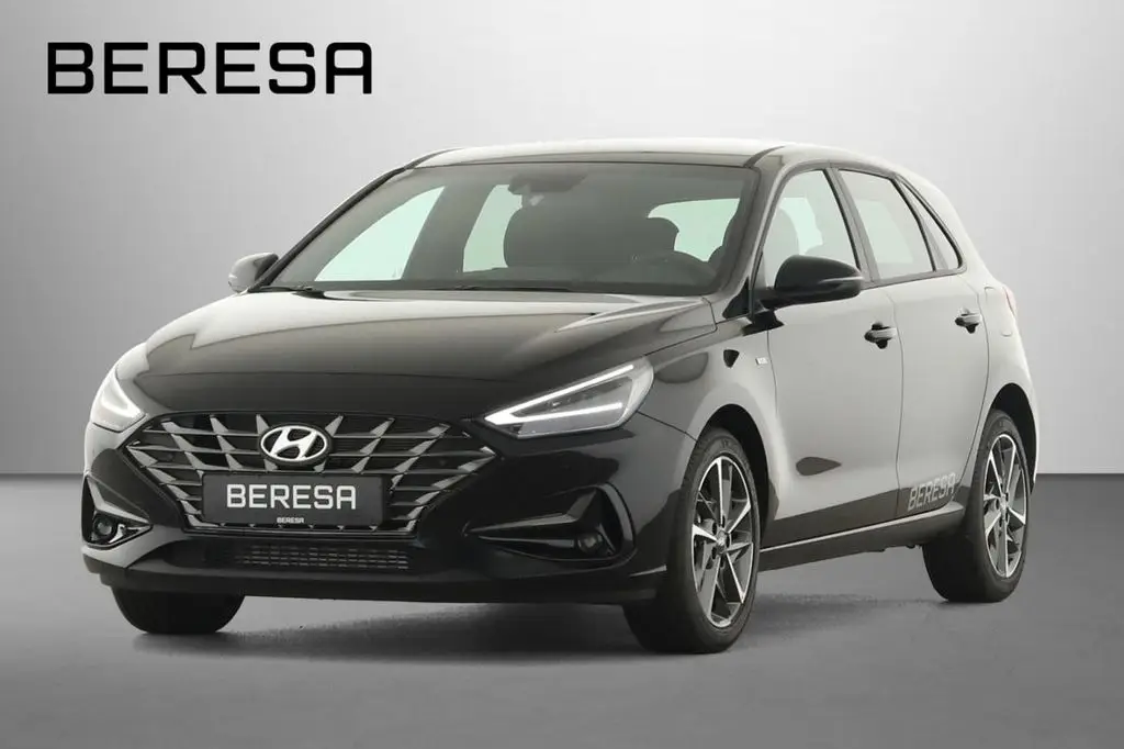 Photo 1 : Hyundai I30 2024 Petrol