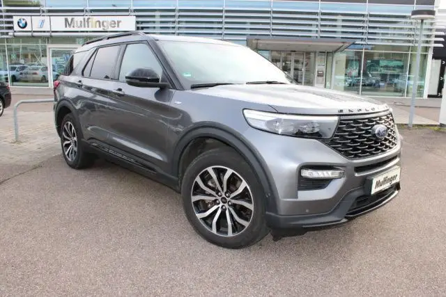 Photo 1 : Ford Explorer 2021 Hybrid