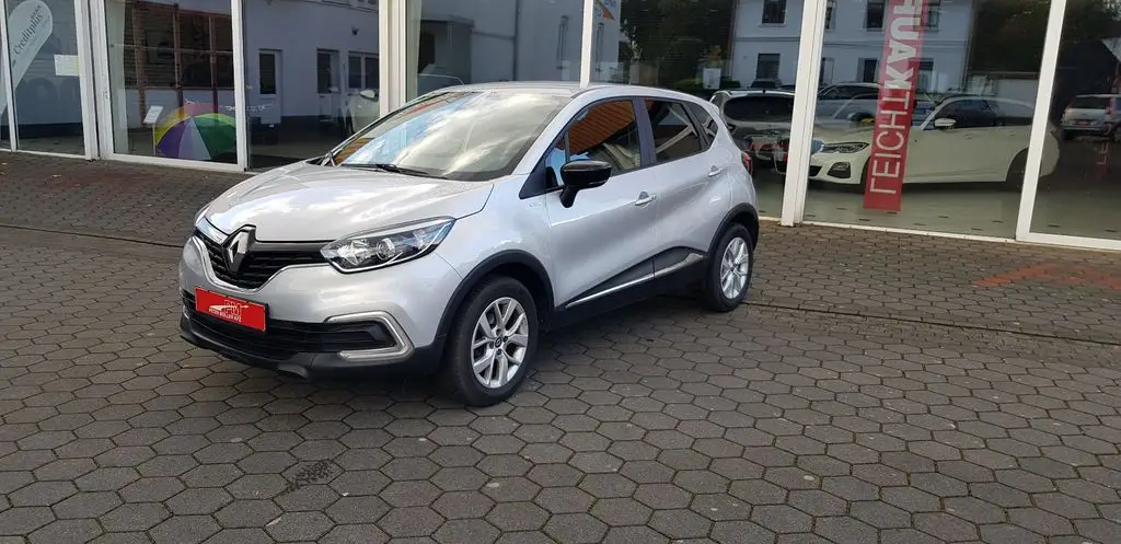 Photo 1 : Renault Captur 2018 Essence