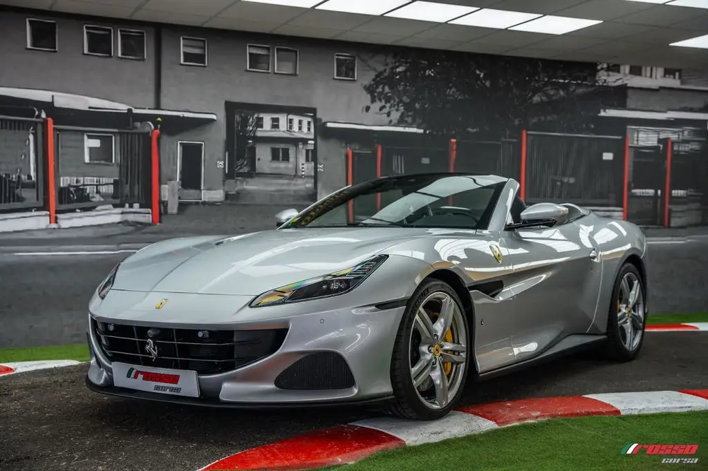 Photo 1 : Ferrari Portofino 2023 Petrol